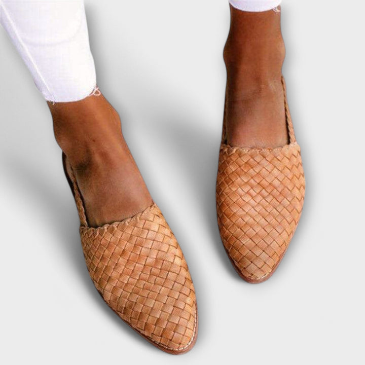 Tera - Woven Elegance Loafers