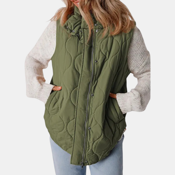 Women’s Quilted Zip Up Snap Button Puffer Vest