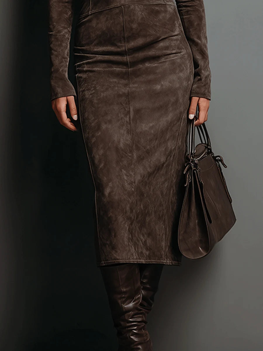 Avelinne - Sculpted Turtleneck Midi Dress