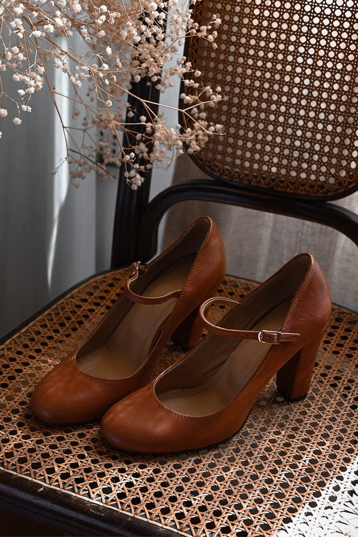 Caella - Classic Retro Heels