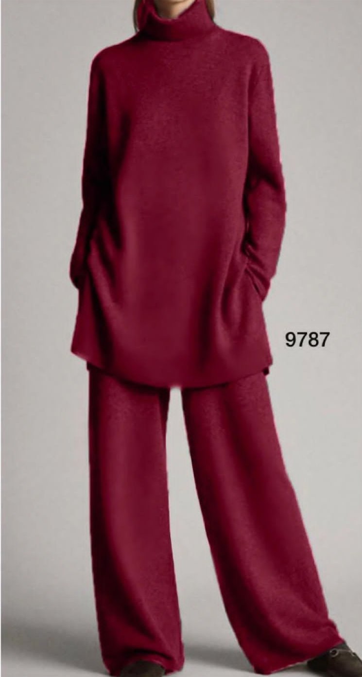 Danica - Cozy Minimalist Set