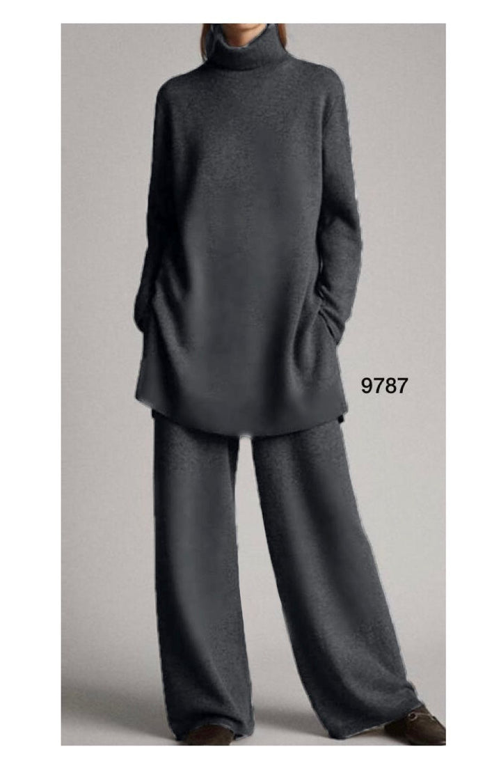 Danica - Cozy Minimalist Set
