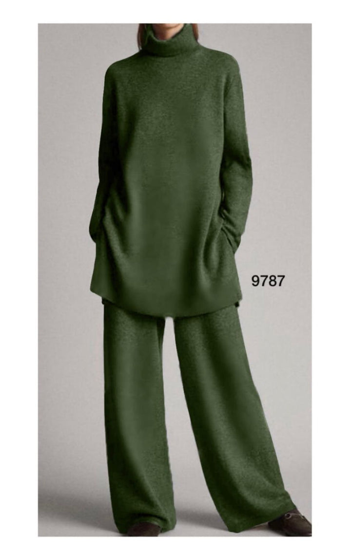 Danica - Cozy Minimalist Set
