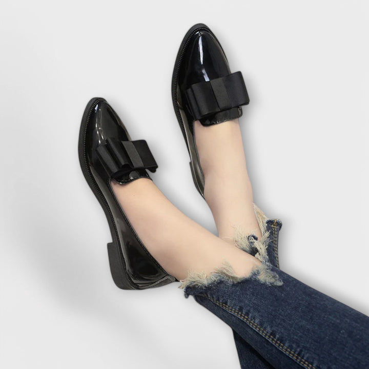 Velissa - Elegant Bow Loafers