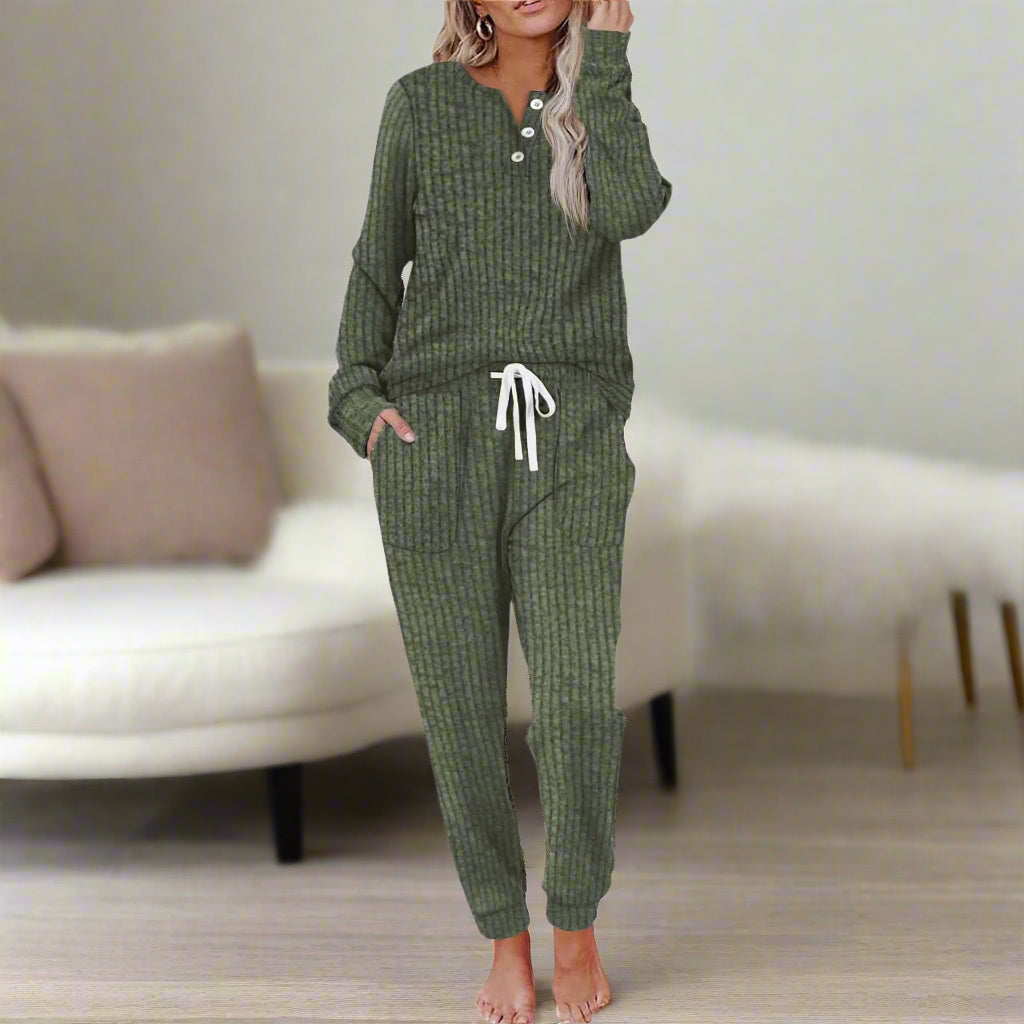 Laya - Relaxed Comfort Set