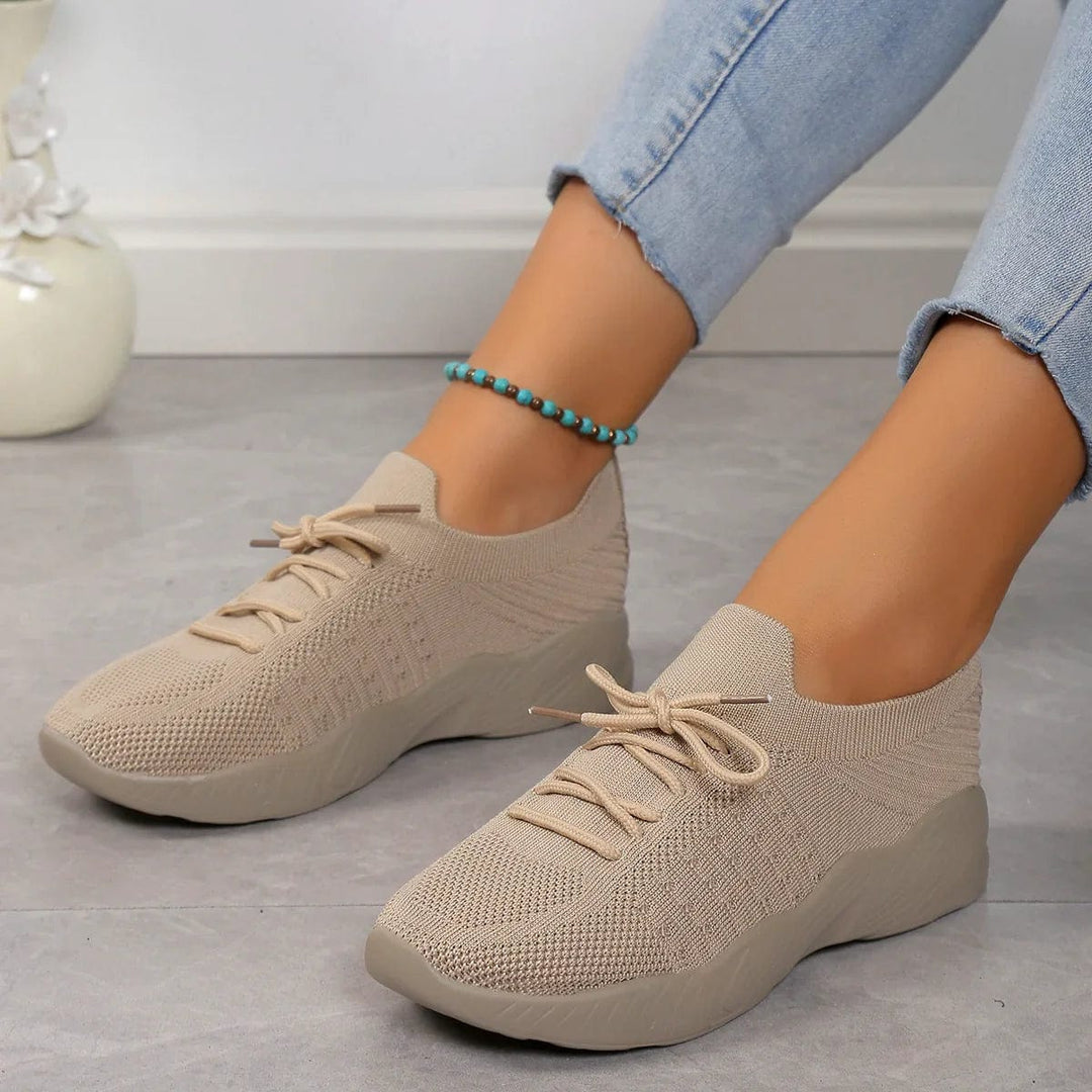 Women’s Comfortable Cushioned Walking Shoes