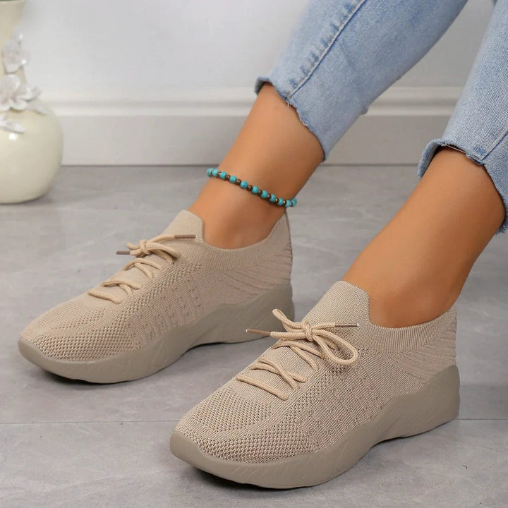 Women’s Comfortable Cushioned Walking Shoes