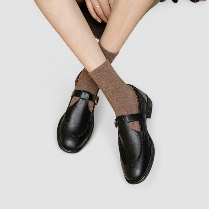 Claudia - Timeless Fashion Shoes