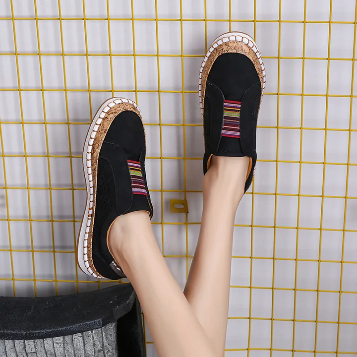 Women’s Lightweight Cushioned Walking Shoes