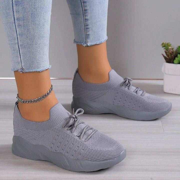 Women’s Comfortable Cushioned Walking Shoes