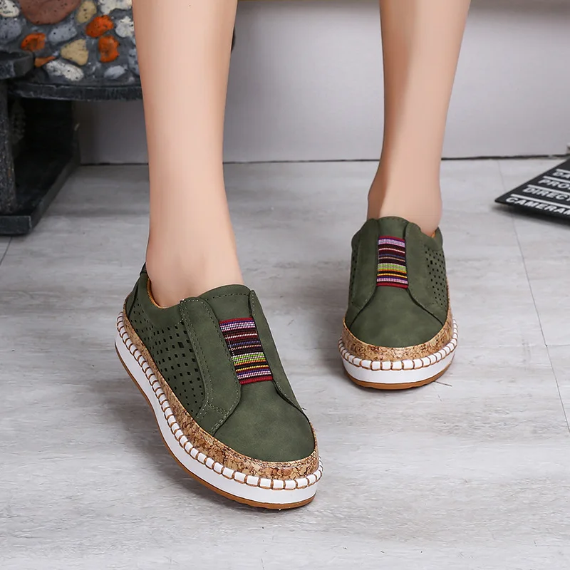 Women’s Lightweight Cushioned Walking Shoes