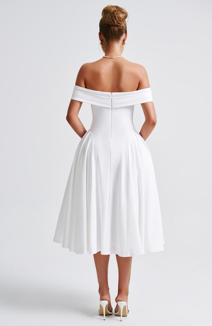 Avelina - Graceful Hourglass Dress