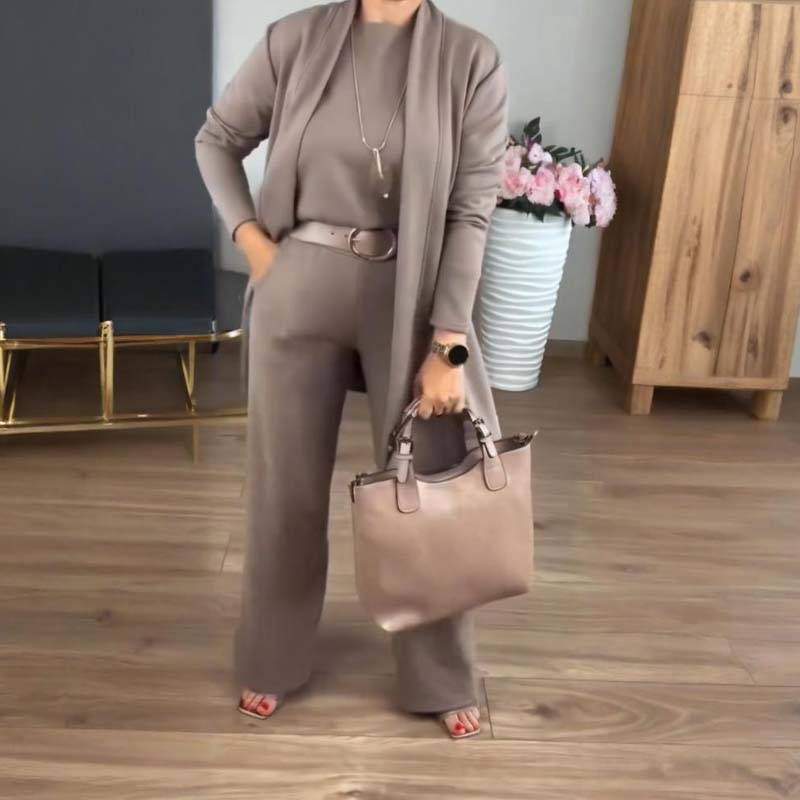Emmara - Comfortable Elegance Set