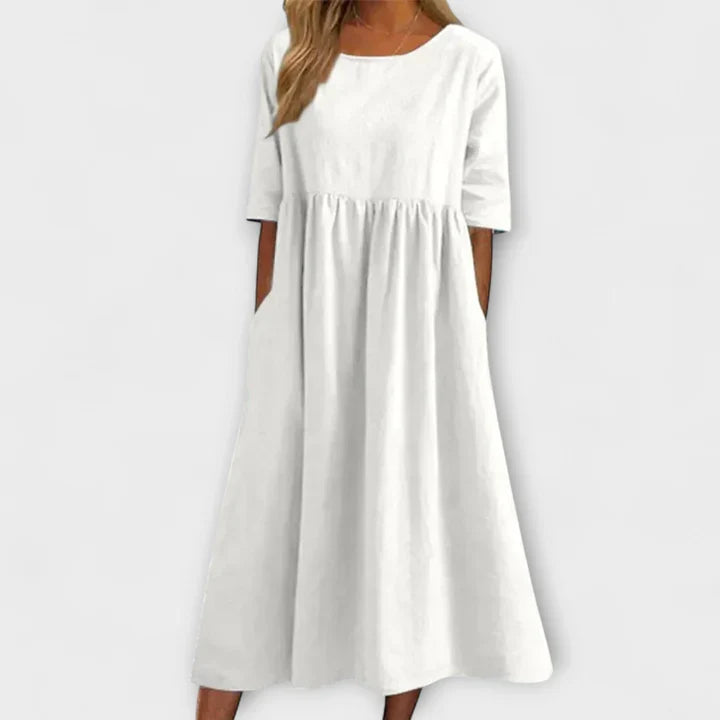 Thania - Bold Chic Dress