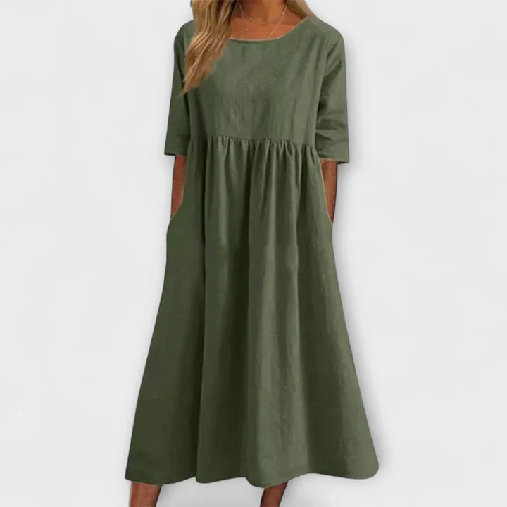 Thania - Bold Chic Dress