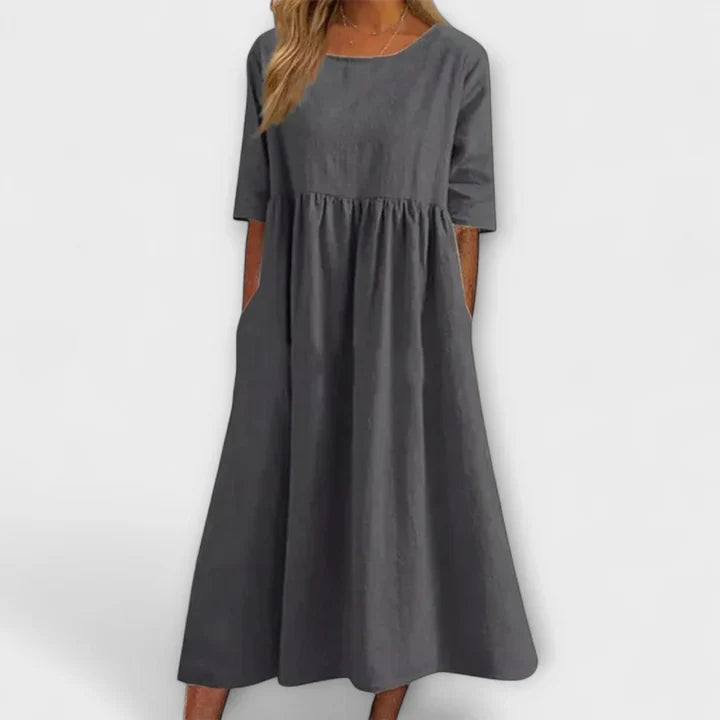 Thania - Bold Chic Dress