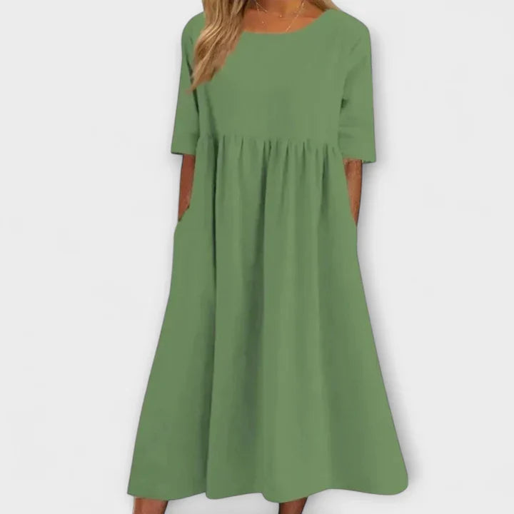 Thania - Bold Chic Dress
